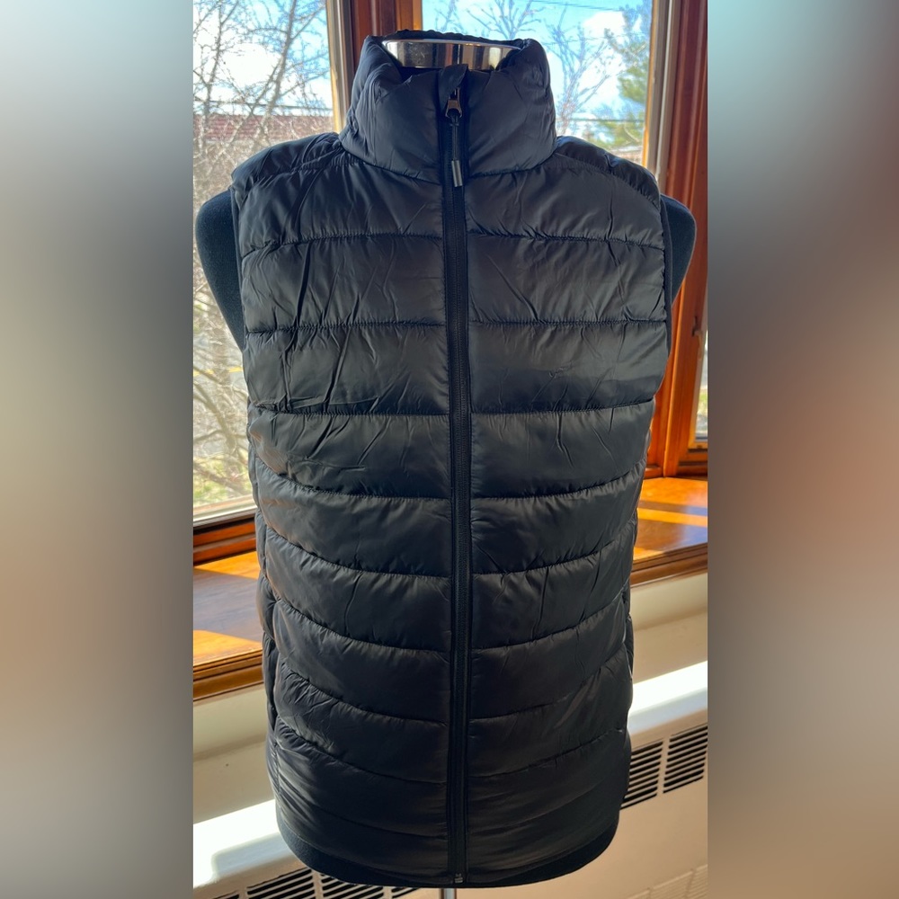 Primark Cares men’s vest black medium.